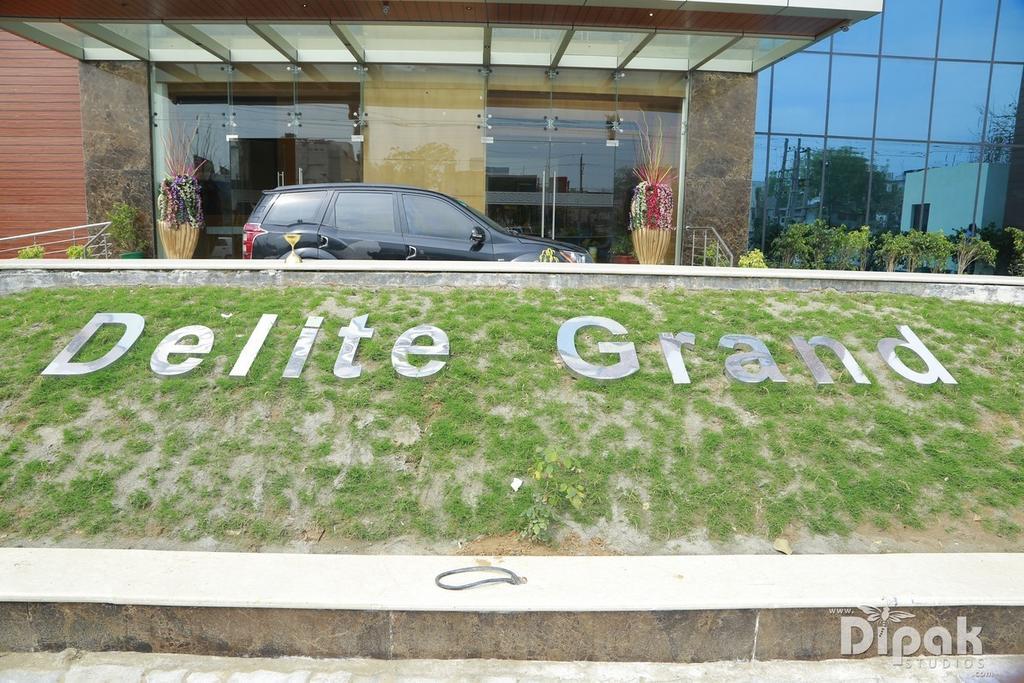 Hotel Delite Grand Faridabad Exterior foto