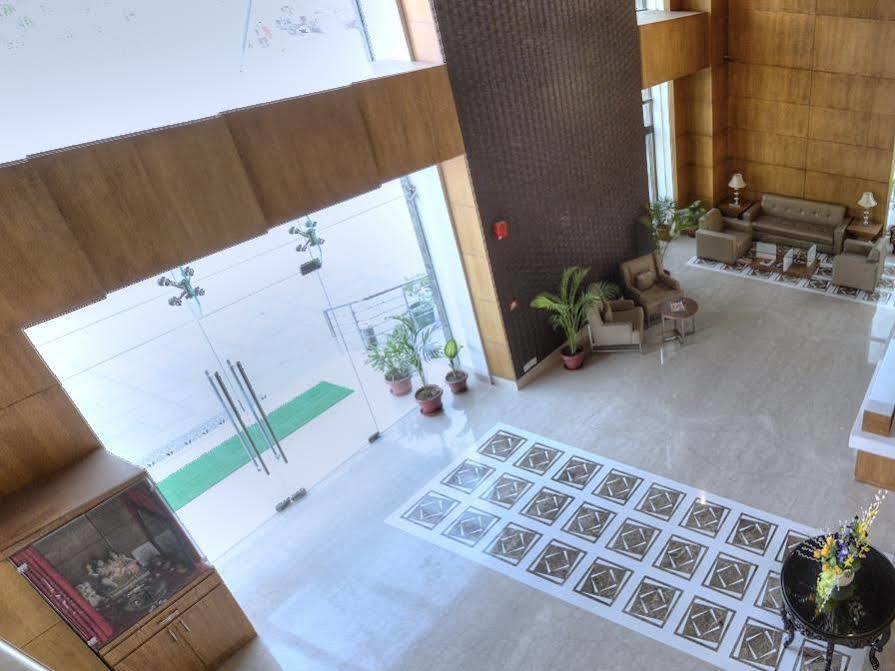 Hotel Delite Grand Faridabad Exterior foto